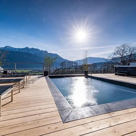 Bamboo Villa Lathuile