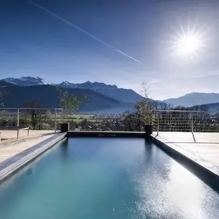Bamboo Villa Lathuile